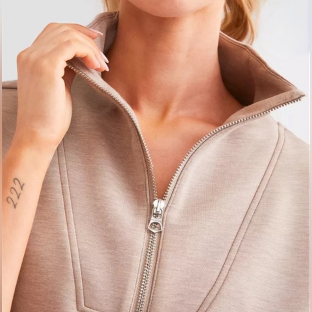 NWT Varley Magnolia Sleeveless Half-Zip Pullover - Picture 5 of 9